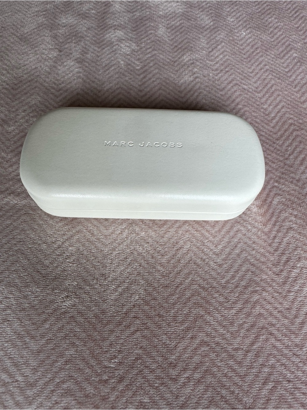 New Marc Jacobs Eyewear Case - Picture 6 of 6